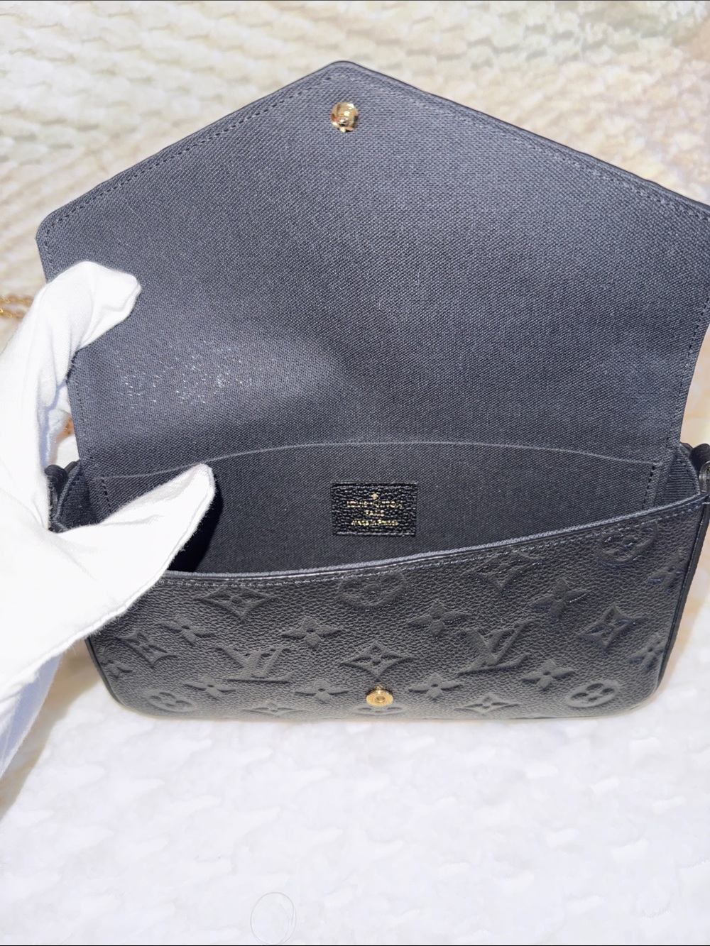 Louis Vuitton Pochette Félicie Monogram Empreinte Leather-Authentic-EUC - Picture 6 of 15